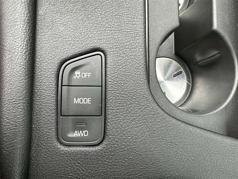 Used 2019 Cadillac XT5 Luxury image 24