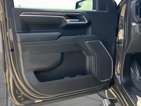 Used 2023 GMC Sierra 1500 Elevation RWD image 21