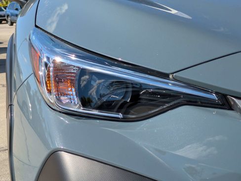 Certified 2025 Subaru Crosstrek 2.0i Premium image 10