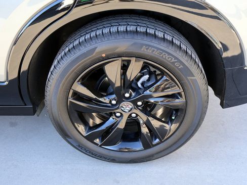 Used 2024 Buick Encore GX Sport Touring image 10