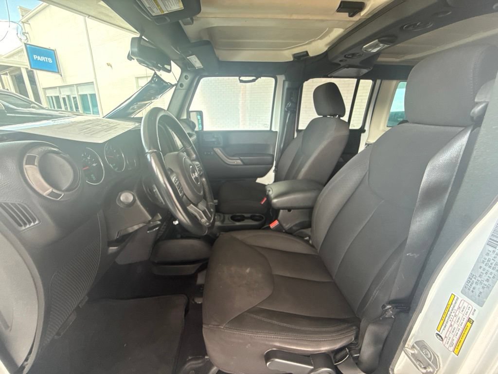 Used 2018 Jeep Wrangler Unlimited Sport S AWD/4WD image 30