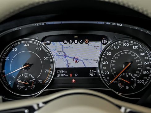 Used 2019 Bentley Bentayga AWD/4WD image 27