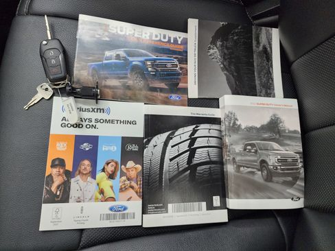 Used 2022 Ford F350 Lariat image 48