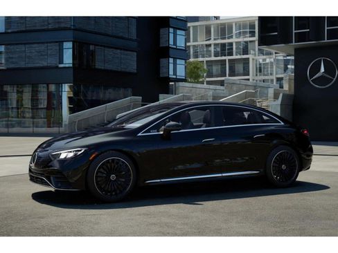 New 2026 Mercedes-Benz EQE 320 4MATIC Sedan image 36