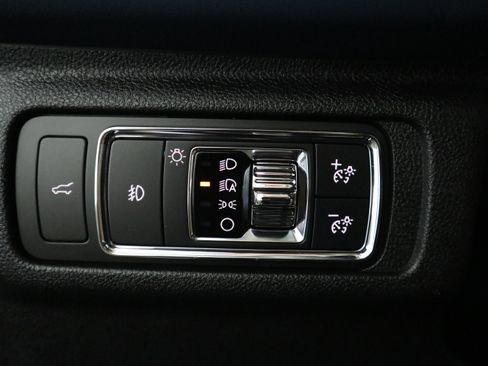 Used 2020 Lincoln Corsair Reserve w/ Equipment Group 202A image 30