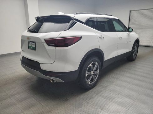 Used 2023 Chevrolet Blazer LT w/ Convenience Package FWD image 9