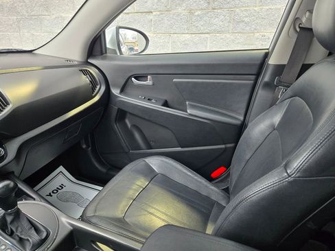 Used 2013 Kia Sportage SX w/ SX Premium Pkg FWD image 31