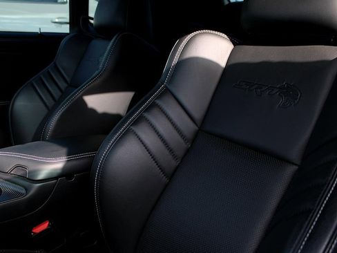 Used 2022 Dodge Challenger SRT Hellcat Redeye image 30