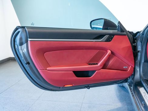 Certified 2022 Porsche 911 Carrera 4 AWD/4WD image 13