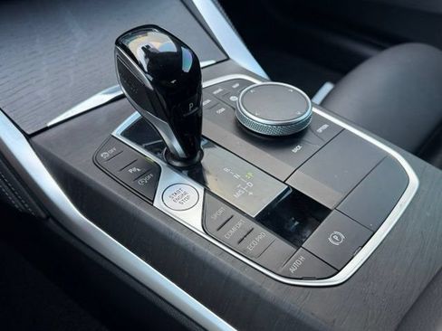 Used 2023 BMW 430i Coupe w/ M Sport Package RWD image 16