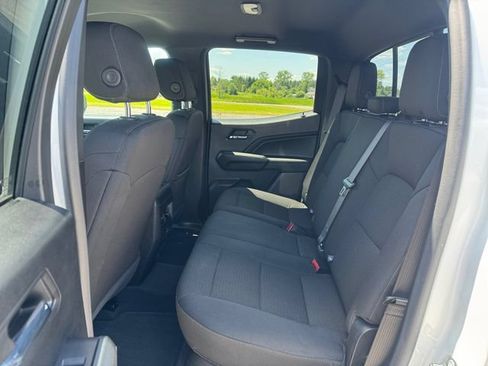 Used 2023 Chevrolet Colorado LT w/ LT Convenience Package II AWD/4WD image 16
