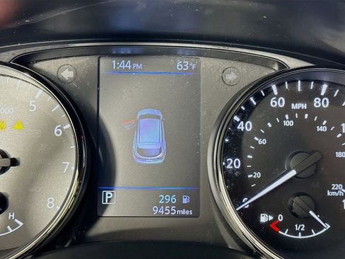 Used 2020 Nissan Rogue Sport S image 15