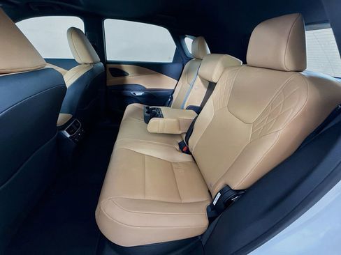 Used 2024 Lexus RX 350 Premium image 25