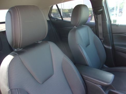 Used 2024 Buick Encore GX Preferred FWD image 13