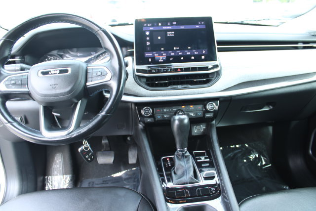 Used 2022 Jeep Compass Latitude w/ Convenience Group AWD/4WD image 14