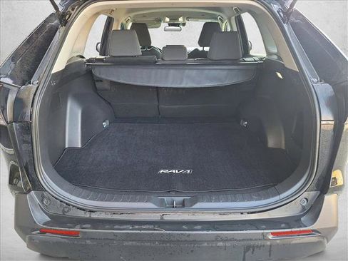 Used 2024 Toyota RAV4 XLE w/ Weather Package image 17