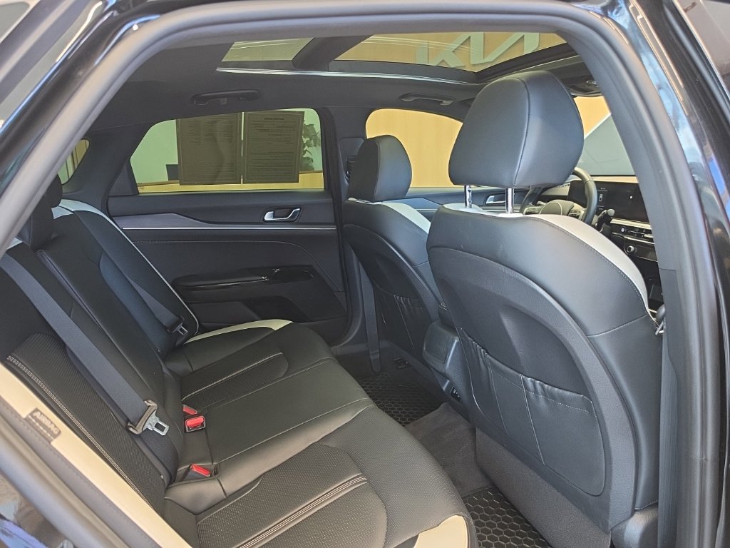 Certified 2025 Kia K5 GT-Line w/ GT-Line Premium Package FWD image 48