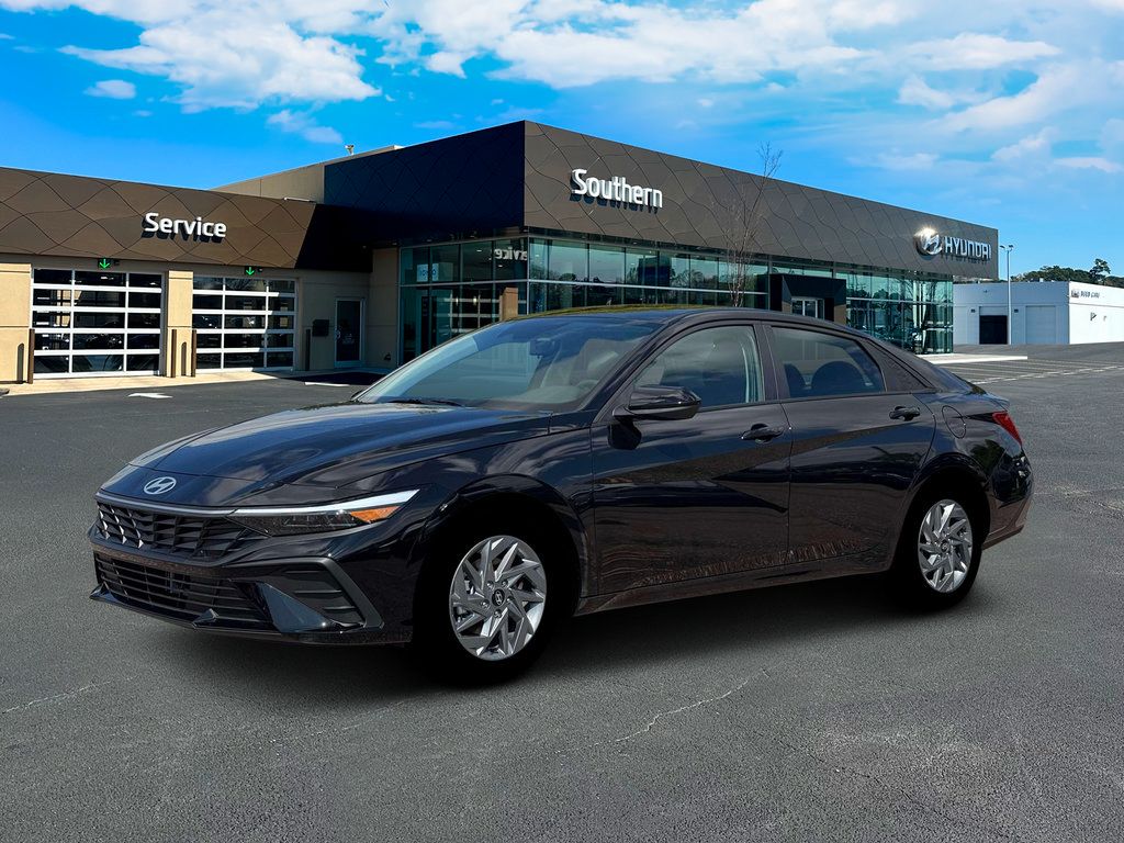 New 2026 Hyundai Elantra Hybrid FWD image 2