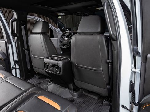 Used 2024 GMC Sierra 2500 AT4 w/ AT4 Premium Plus Package image 31