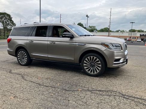 Used 2019 Lincoln Navigator L Reserve AWD/4WD image 1