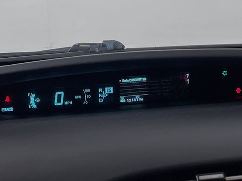 Used 2015 Toyota Prius Two image 22