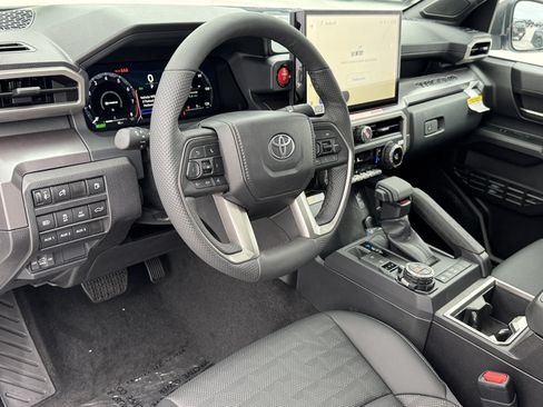 New 2026 Toyota Tacoma TRD Off-Road AWD/4WD image 16