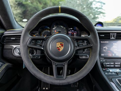 Used 2019 Porsche 911 GT3 RS image 39