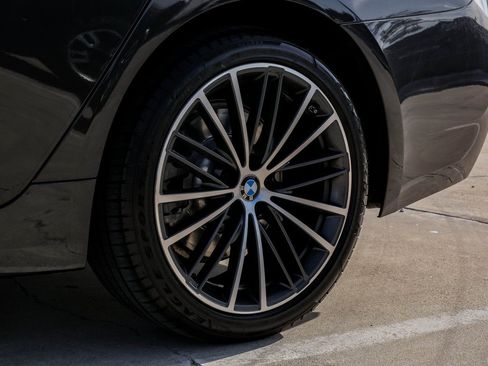 Used 2023 BMW 530i xDrive w/ Executive Package image 72