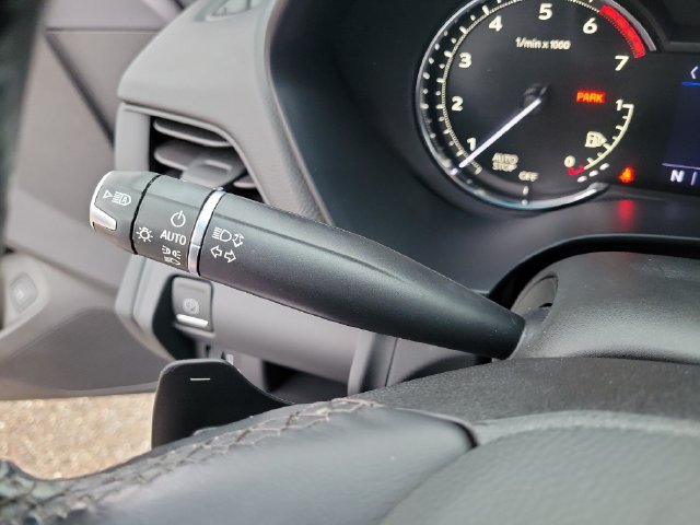 Used 2023 Cadillac CT4 Premium Luxury w/ LPO, Exterior Accent Package RWD image 27