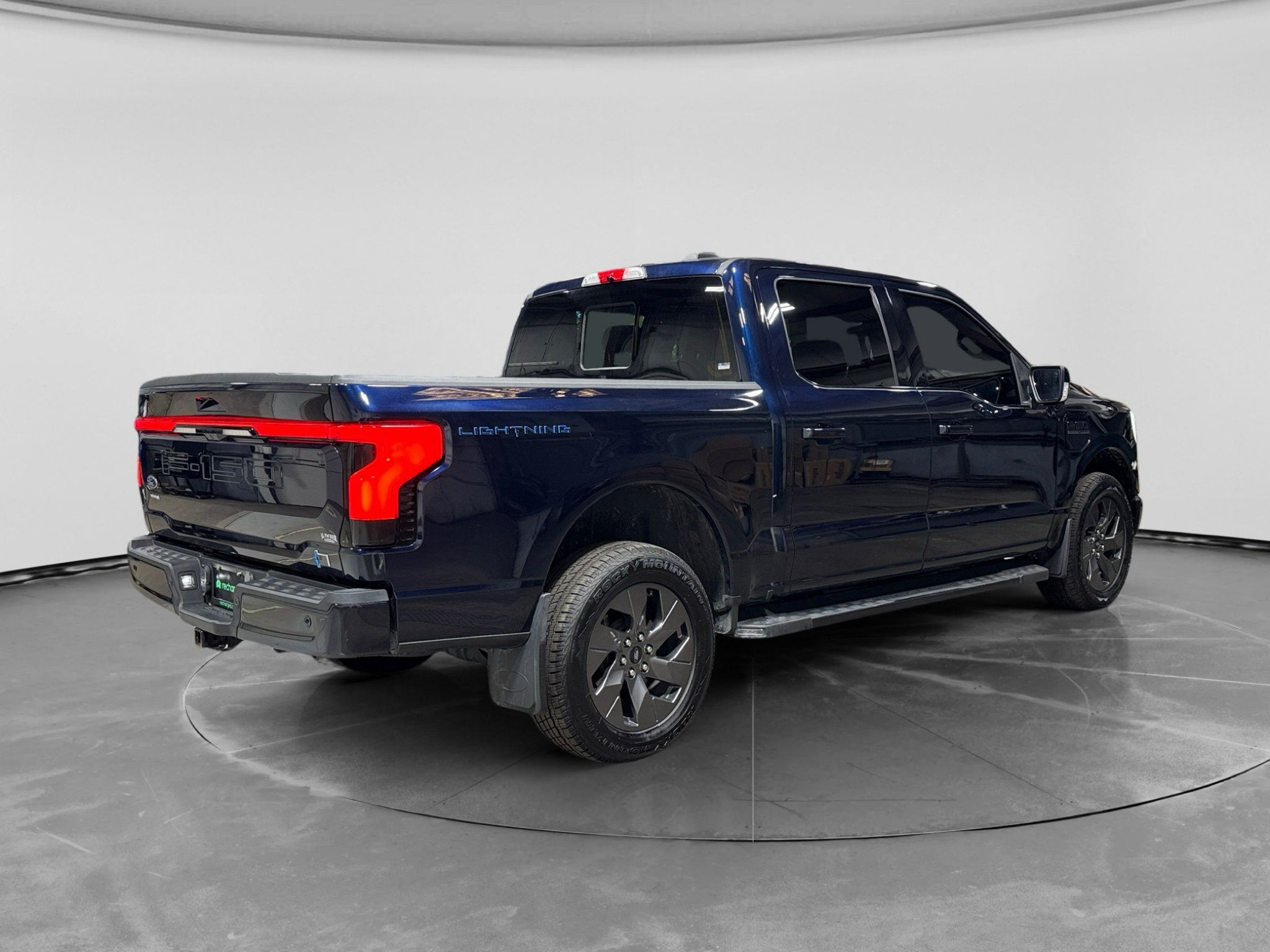 Used 2023 Ford F150 Lightning Lariat w/ Max Trailer Tow Package AWD/4WD image 3