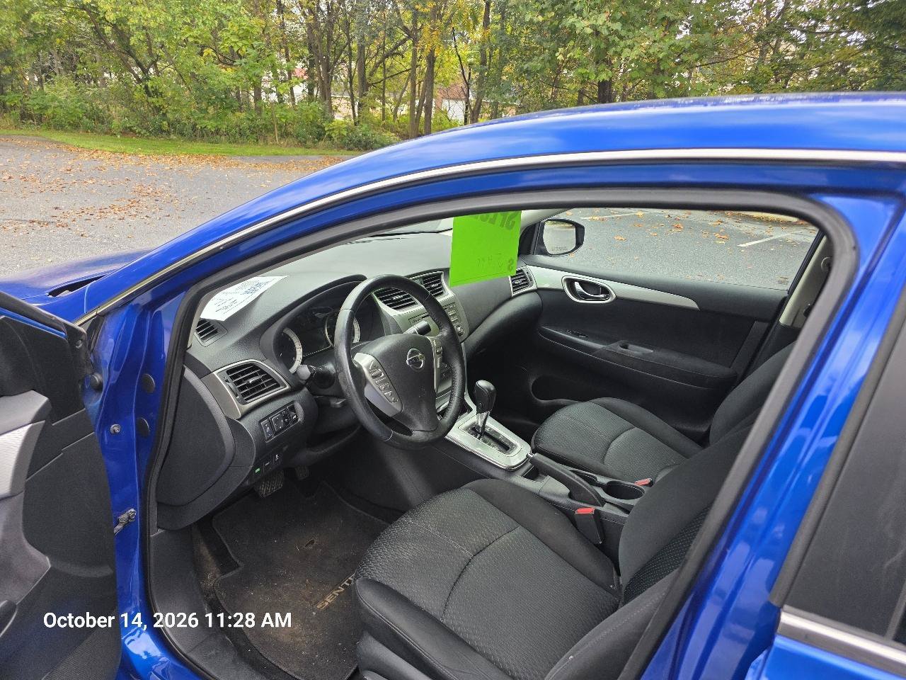 Used 2014 Nissan Sentra SR w/ SR Driver Package FWD image 11