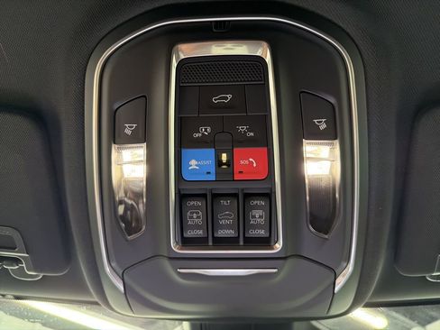 New 2026 Jeep Grand Cherokee L Limited RWD image 29