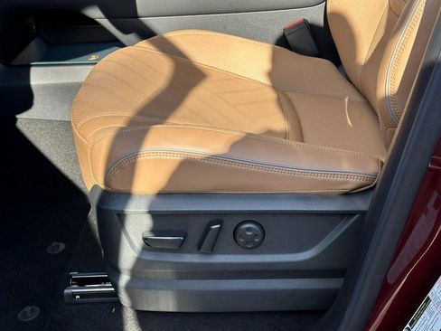 New 2025 INFINITI QX80 Luxe image 14