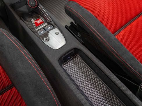 Certified 2015 Ferrari 458 Speciale Coupe image 36