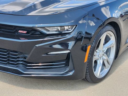 Used 2019 Chevrolet Camaro SS RWD image 10