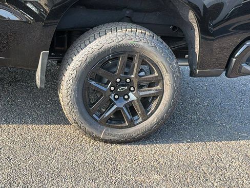 New 2026 Chevrolet Silverado 1500 LT Trail Boss w/ LT Trail Boss Premium Package AWD/4WD image 9