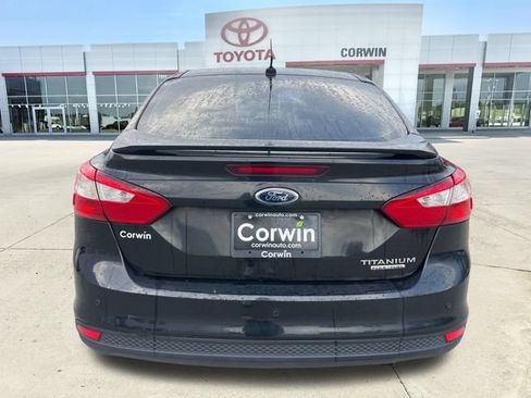 Used 2012 Ford Focus Titanium FWD image 4
