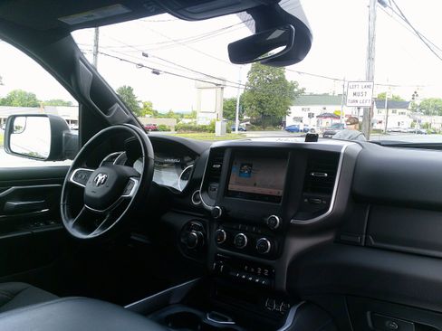 Used 2022 RAM 1500 Big Horn AWD/4WD image 22
