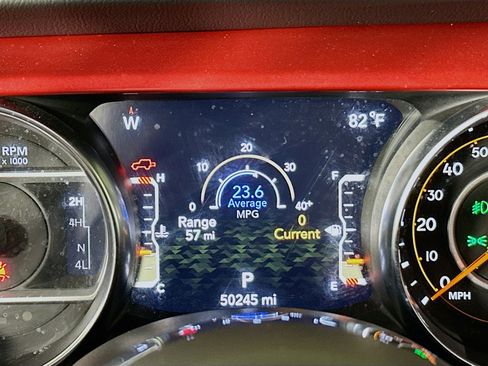 Used 2023 Jeep Wrangler Unlimited Rubicon AWD/4WD image 18