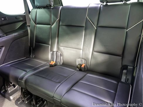 Used 2023 Cadillac Escalade Premium Luxury w/ LPO, Radiant Package AWD/4WD image 12