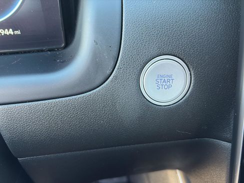 Used 2024 Hyundai Tucson Limited image 11