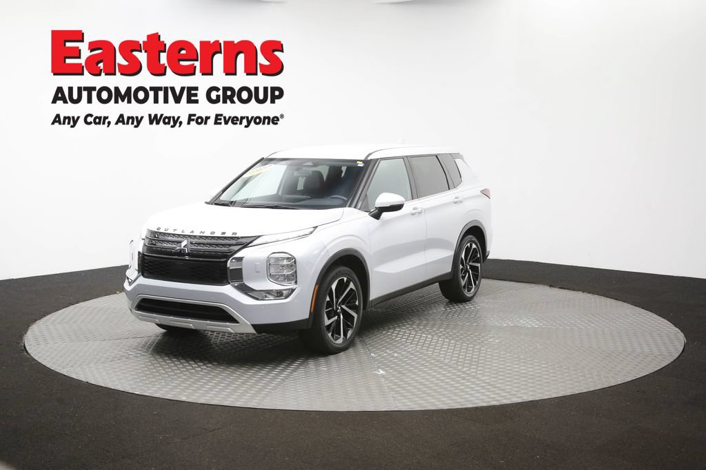 Used 2024 Mitsubishi Outlander SE AWD/4WD image 55