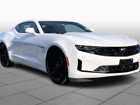 Used 2023 Chevrolet Camaro LT w/ RS Package image 2