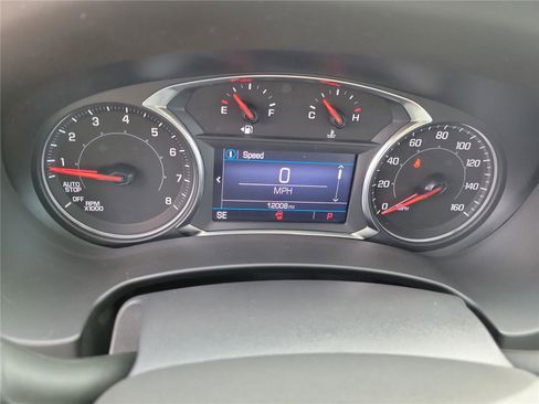 Used 2023 GMC Terrain SLE w/ Driver Convenience Package image 26