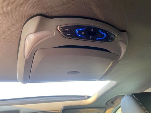 Used 2019 Chevrolet Suburban LT image 57