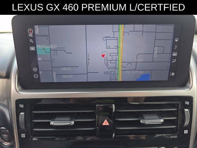 Used 2023 Lexus GX 460 Premium w/ Accessory Package AWD/4WD image 27