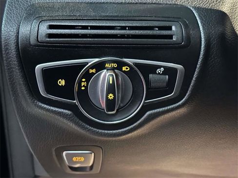 Certified 2022 Mercedes-Benz GLC 300 4MATIC image 16