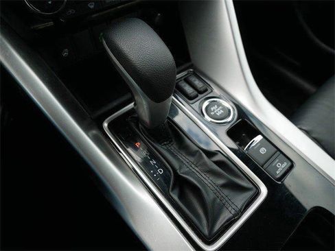 Used 2022 Mitsubishi Eclipse Cross SEL image 22