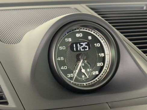 New 2026 Porsche Macan Turbo image 31