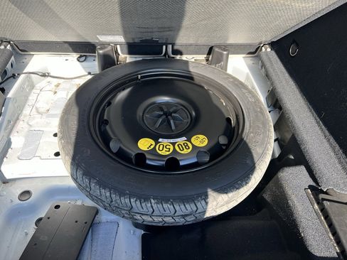 Used 2022 Mercedes-Benz GLC 300 4MATIC image 30